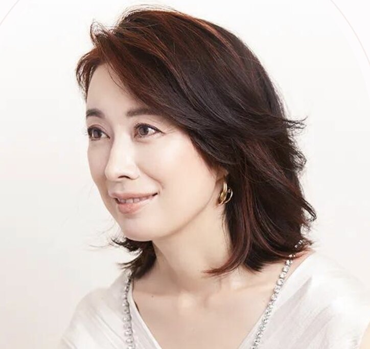 長谷川暢子様